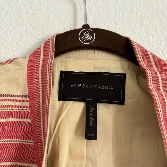 BCBGMaxAzria Women's Size XXS Red/Cream Abbey Cropped Striped Blazer Jacket - Picture 2 of 5